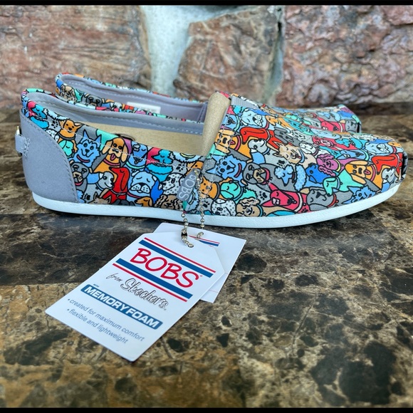 NEW Skechers Women's BOBS Plush Woof Party shoes - Picture 5 of 15